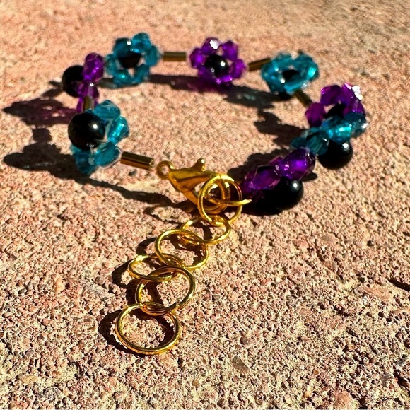 Blue and Purple Floral Bracelet with Gold Accents - Picture 2 of 4